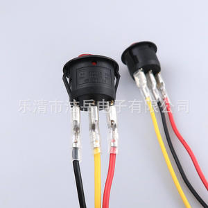 Interruptor Basculante Redondo You Kcd1-105 6A 250V IP21 de Conexión Rápida para Equipos Industriales Encendido/Apagado - Product Image 4