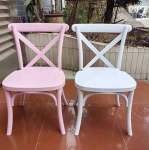 Silla de Comedor Moderna Apilable de Plástico en Colores Personalizados para Muebles del Hogar - Product Image 2