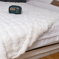 Couverture en peluche la plus douce moelleuse moelleuse confortable crème blanc grand lapin rayé couverture épaisse fourrure peluche hirsute couvertures chaudes