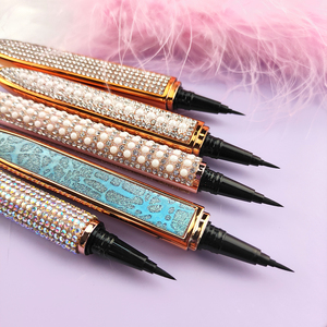 Stylo à colle pour <span class=keywords><strong>cils</strong></span>, bande de vison, <span class=keywords><strong>eyeliner</strong></span> pour <span class=keywords><strong>cils</strong></span>, étiquette privée, imperméable, liquide pour les yeux, crayon de maquillage, vente en gros - Product Image 2