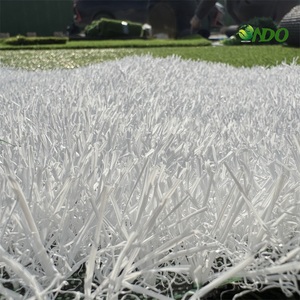 Gazon artificiel blanc <span class=keywords><strong>de</strong></span> haute qualité, résistant aux UV, facile à installer en extérieur, vente en gros, gazon synthétique souple - Product Image 4