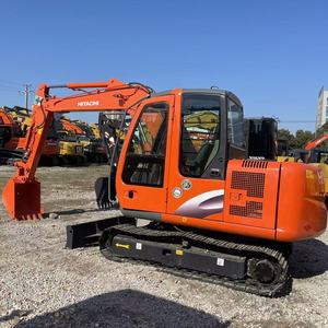 Excavatrice Hitachi ZX60 à économie de carburant avec cabine CRES, certifiée CE pour la finition des pentes - Product Image 1