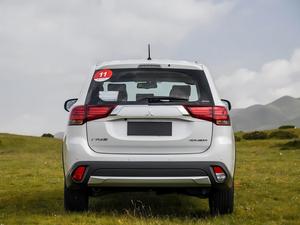 <span class=keywords><strong>Mitsubishi</strong></span> <span class=keywords><strong>Outlander</strong></span> 2.4L <span class=keywords><strong>2016</strong></span>, transmission intégrale, édition premium, 7 places, voiture populaire, conduite à gauche, voiture d'occasion - Product Image 3
