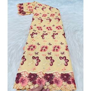 Tela de encaje de gasa suiza de Suiza, algodón suizo de alta calidad, proveedor dorado personalizado, tela de encaje negro africano con diamantes de imitación - Product Image 4