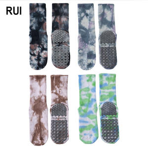 Calcetines de Yoga y Pilates Antideslizantes para Mujer, Marca RUIQUWIN, con Logotipo Personalizado, Transpirables, Absorbentes de Sudor, 100% Algodón, para Entrenamiento Deportivo en Interiores - Product Image 1