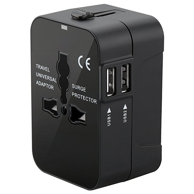 USB Type-C Socket Universal Travel Adapter Converts US/EU/AUS/UK Plugs to Global Use 600-1440W Output CE/FCC Certified