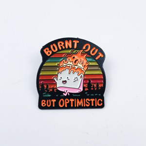 Broche de aleación con diseño de cesto de basura de bola de fuego de dibujos animados, estilo europeo y americano, con cita en inglés, para ropa y mochilas - Product Image 6