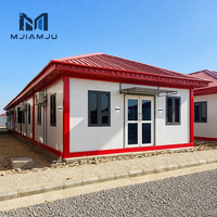Maisons isolées en acier à installation rapide, toits pointus, salles de bain/cuisines/chambres intégrées, configuration libre, emballage plat