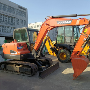 DX60-9C Doosan de haute qualité 6 tonnes mini excavatrice d'occasion pour la construction DX60 EPA CE pelleteuse de jardin d'occasion - Product Image 3
