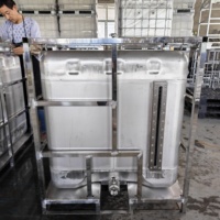 Réservoir IBC en acier inoxydable SS304 personnalisable, chauffable, en forme de cube, 1000L-2000L, pour stockage d'azote liquide, conforme aux normes européennes, prix usine