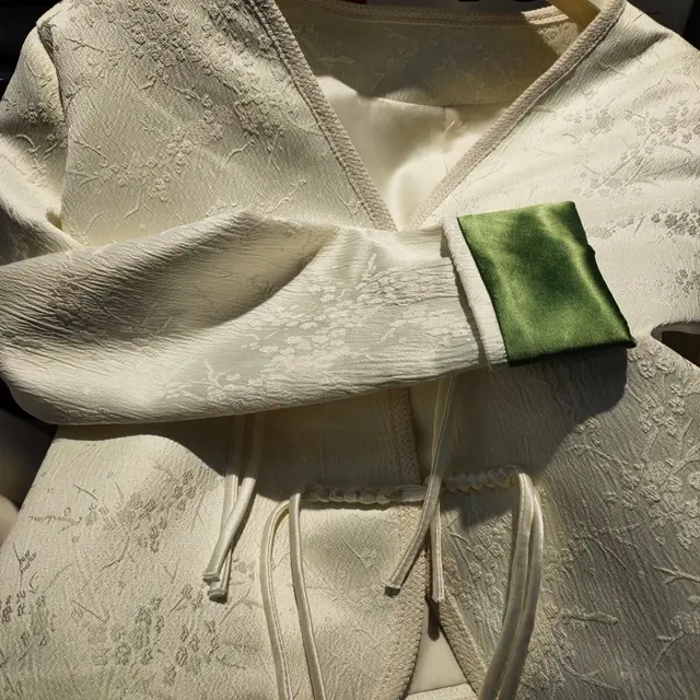 Robe chinoise cheongsam pour femmes, tissu jacquard à la prune