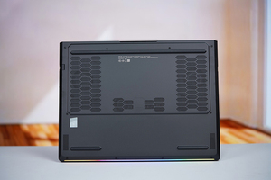 Ordinateur portable de jeu haut de gamme Ienovo <span class=keywords><strong>LEGION</strong></span> Y9000P Ultra 2025 16 pouces 2.5K 240Hz 0.08ms Oled Ultra 9 275HX RTX 5080 32 Go de RAM 1 To de SSD - Product Image 4
