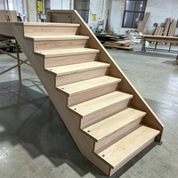 Marches d'escalier en bois dur teinté foncé, taille personnalisée flexible, bois écologique vert et excellente durabilité pour la rénovation des escaliers intérieurs