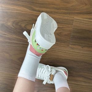 Zapatillas de Skate Versátiles de Diseño Novedoso 2026 para Mujer, Estilo Casual Urbano, Retro Harajuku, Tipo Pan - Product Image 2