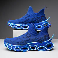 Chaussures de course respirantes en maille style chaussette pour hommes, nouveau style d'été, populaires, vente en gros, logo personnalisé de designer