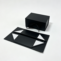 Boîte cadeau magnétique noire mate avec nœud en satin, matériaux recyclés, doublure en éponge, emballage personnalisable pour cosmétiques, bijoux, vente au détail