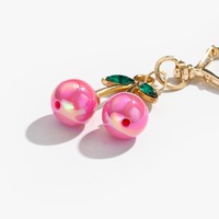 Porte-clés cerise 3D simulée, orné de strass brillants, en forme de feuille et de cœur, avec fermoir mousqueton, pendentif fruit tendance