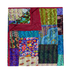 Fabricant indien Couverture vintage en soie Sari Patchwork Jeté Kantha - Product Image 1