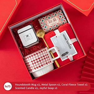 Ensemble de tasses en céramique personnalisées, serviette en polaire corail, mini-ventilateur, boîte à bonbons, cuillère à café – Cadeau léger pour mariage - Product Image 3