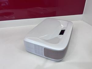 Vidéoprojecteur Mini Portable DLP Google TV avec Écran et Support, Home Cinéma Rechargeable sur Batterie d'Usine, Vente en Gros - Product Image 6