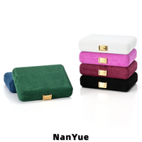 Boîte de rangement portable en suède pour bagues, avec plusieurs compartiments, boîte de rangement pour bijoux, étui de présentation de bagues de voyage, boîte d'emballage de bijoux avec logo personnalisé