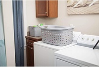 Panier à linge avec poignée Panier à linge sale en plastique pour rangement dans la salle de bain vente en gros