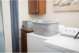 Wholesale <strong>Laundry</strong> <strong>Basket</strong> With Handle <strong>Plastic</strong> Dirty Clothes Hamper for Bathroom Storage - Product Image 6
