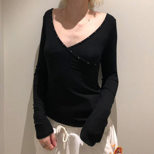 Women Solid Color Cross V Neck Long Sleeve T Shirt with Stud Detail, Slim Fit Casual Basic <b>Top</b> - Product Image 3