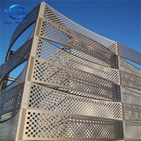 Tôle perforée hexagonale/ronde en acier inoxydable décorative de haute qualité pour plafond de bâtiment