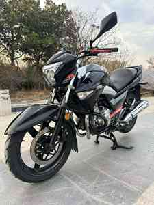 Motocicleta Retro de Segunda Mano Suzuki Lichi GW250 de Dos Cilindros, Refrigerada por Agua, para Viajes y Paseos, Motor de 250cc, China - Product Image 1