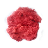 Fibre de polyester teinte en masse à haute résistance des couleurs, ignifuge, de style uni, pour applications de filature de tapis