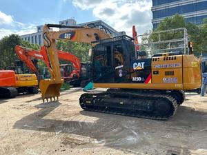 Excavadora mediana CAT323D2L usada, importada originalmente, funcionamiento suave y rendimiento estable con carga pesada, cabina de visión amplia. - Product Image 3