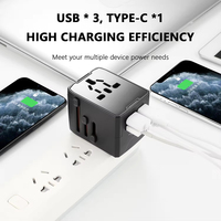 Pengisi daya bepergian Universal adaptor daya multifungsi US EU UK AU Plug 3 USB dan 1 tipe-c 5V/3,5a