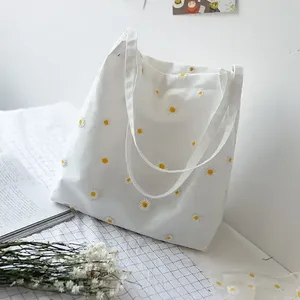 Bolsa de Compras de Lona de Algodón con Diseño de Margaritas, Tamaño Mediano, Reutilizable, Personalizable con Bordado y Logotipo Impreso, Estilo Moderno - Product Image 3