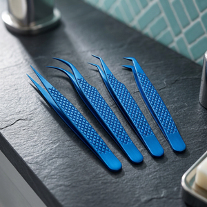 Juego de Pinzas de Precisión para Pestañas de Acero Inoxidable con Puntas Suaves Recubiertas de Azul para Aplicación de Extensiones de Pestañas - Product Image 2