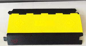 निर्माण स्थलों के लिए रबर तीन-तार ट्रफ गति बम्प्स, पीवीसी तार ट्रफ प्लेट, स्टेज वायर बिछाने की प्लेट, ओवरपास पुल, निर्माण स्थलों के लिए - Product Image 2