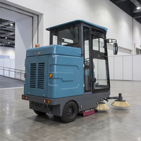 Balayeuse de sols logistique GIYO S2000 avec bac à déchets de 180L, aspiration automatique et vidage occasionnel des déchets
