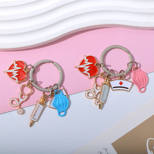Llavero de mosquetón de metal para regalo del Día de las enfermeras con jeringa y estetoscopio para personal de atención médica - Product Image 6