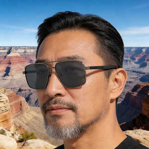 Lunettes de soleil polarisées carrées pour hommes Ks-3983, monture noire en métal et plastique, verres TAC UV400, protection solaire classe 2, style transfrontalier - Product Image 2