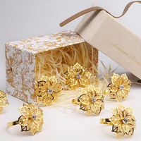 Anneau de serviette en forme de fleur creuse en or et argent pour Noël, mariage, anniversaire