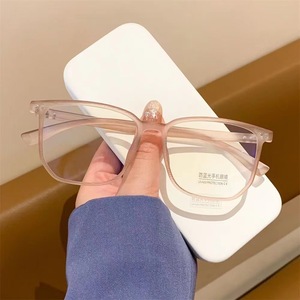 Gafas que cambian de color, monturas de gafas para hombres nuevos con acabado de miopía, monturas de gafas explosivas, luz anti-azul para niñas - Product Image 4