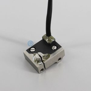 DB2-0160081SP Piezas de Repuesto Personalizadas para Máquinas, Tipo D, Doble Entrada, Ranura de Carga Izquierda T - Product Image 2
