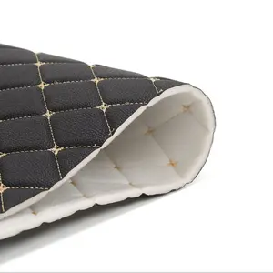 Rouleau de cuir de PVC de broderie de couleur différente de nouvelle conception d'usine pour le tapis de couverture de siège de voiture