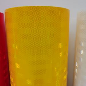 ورق منعكّس بازمي عالي الكثافة باللون الأبيض والأحمر والأصفر والأسود - ملصق بلفافة بحجم 1.22 م*45.7 م بمنظور عالٍ - Product Image 3