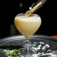 Verre à cocktail en forme de cœur de 200 ml, verre en borosilicate de haute qualité, verrerie unique, verre à vin en forme de cœur 3D, verres à martini et à cocktail