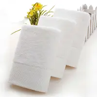 מלון מגבת קטן גודל רך ועמיד מותאם אישית מודפס באיכות גבוהה אמבט 100% כותנה יוקרה מגבת סט לבן פנים מגבת