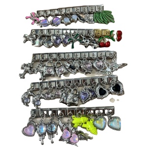 Diseño Mixto DIY: Eslabón de Gancho Italiano de 9mm con Baño de Oro Brillante para Colgar en Pulseras y Colgantes - Product Image 1