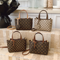 Sac fourre-tout pour femme en cuir PU haut de gamme, style vintage tendance, avec fermeture éclair, design portable antivol, doublure en polyester