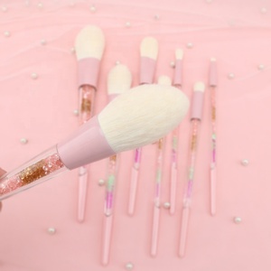 Mixcos PB0811-15 Pinceau à poudre en forme de dôme en cristal bleu sarcelle <span class=keywords><strong>et</strong></span> rose avec manche pailleté <span class=keywords><strong>et</strong></span> <span class=keywords><strong>strass</strong></span>, ensemble de 8 pièces - Product Image 6