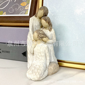 Figura de madera tallada de las Tres Hermanas, serie familiar, estilo rústico, para decoración de escritorio de la sala de estar - Product Image 4